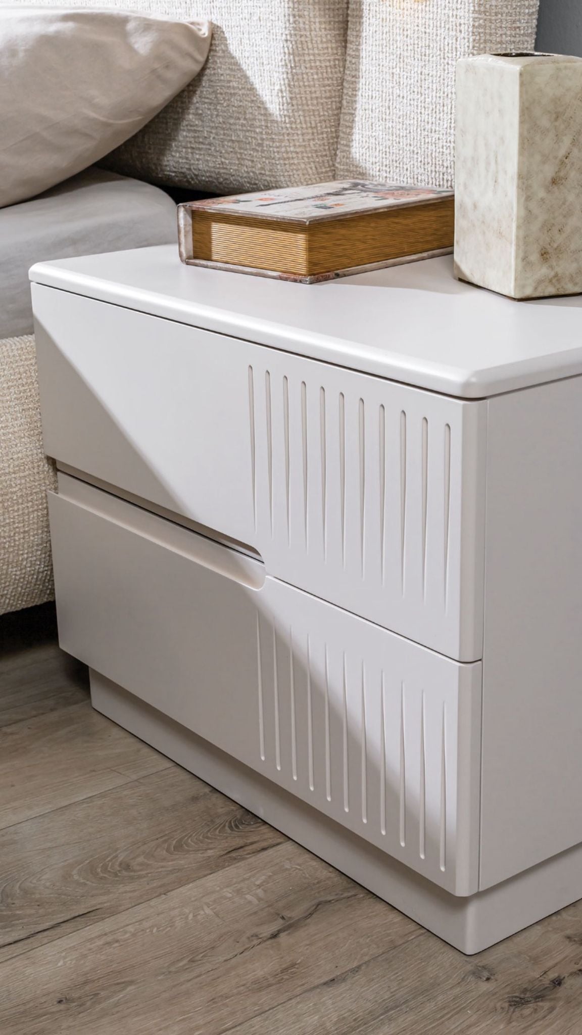 PETRA BEDROOM SET